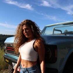 Hella Tan