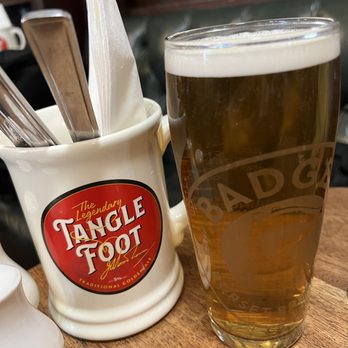 St Stephen's Tavern - Tangle foot golden ale - Fish & Chips Near Me - London, XGL St Stephen's Tavern - Tangle foot golden ale - Fish & Chips Near Me - London, XGL