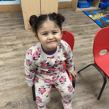 Stepping Stones Preschool - Classroom time - Preschools Near Me - Fresno, California Stepping Stones Preschool - Classroom time - Preschools Near Me - Fresno, California