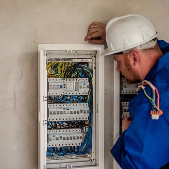 B I G Electric - Commercial Electrical Contractor - Electricians Near Me B I G Electric - Commercial Electrical Contractor - Electricians Near Me