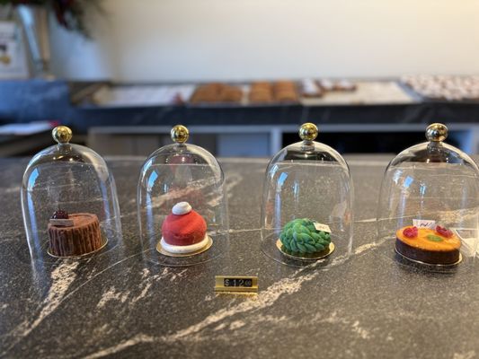 Marc Heu Patisserie Paris