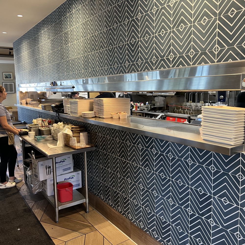 Tula's Kitchen - Kitchen layout resembles the iHop this building used to be - New American Near Me - Albuquerque, New Mexico Tula's Kitchen - Kitchen layout resembles the iHop this building used to be - New American Near Me - Albuquerque, New Mexico