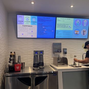 Van Leeuwen Ice Cream - Ice Cream & Frozen Yogurt Near Me - Miami Beach, Florida Van Leeuwen Ice Cream - Ice Cream & Frozen Yogurt Near Me - Miami Beach, Florida