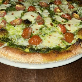 Alessa Cucina & Bar - Pesto pizza - Italian Near Me - New York, New York Alessa Cucina & Bar - Pesto pizza - Italian Near Me - New York, New York