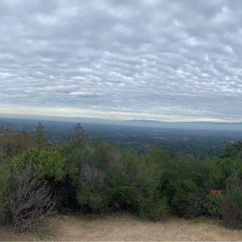 Villa Montalvo - Gorgeous view at lookout point! - Hiking Near Me - Saratoga, California Villa Montalvo - Gorgeous view at lookout point! - Hiking Near Me - Saratoga, California