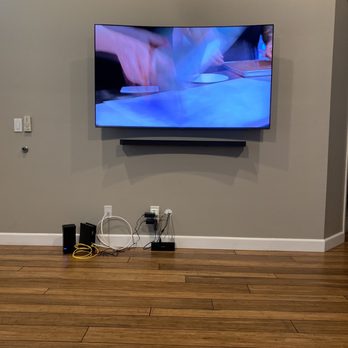 Le Handyman - TV Mounting Near Me - Placentia, California