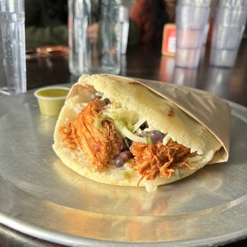 Quiero Arepas - pollo guisado - Gluten-Free Near Me - Denver, Colorado