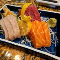 Yama Japanese Restaurant - Sashimi appetizer