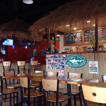 Beach Hut Deli - Seating - Delis Near Me - Los Osos, California Beach Hut Deli - Seating - Delis Near Me - Los Osos, California
