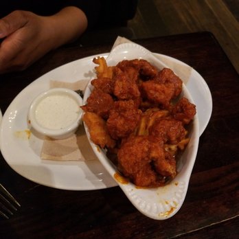 Henry's Tavern - Boneless wings - New American Near Me - Denver, Colorado Henry's Tavern - Boneless wings - New American Near Me - Denver, Colorado