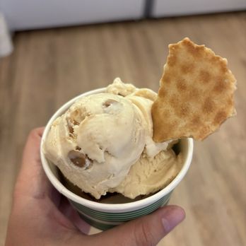Winners Ice Cream - Chocolate & peanut butter chip - Ice Cream & Frozen Yogurt Near Me - Philadelphia, Pennsylvania Winners Ice Cream - Chocolate & peanut butter chip - Ice Cream & Frozen Yogurt Near Me - Philadelphia, Pennsylvania