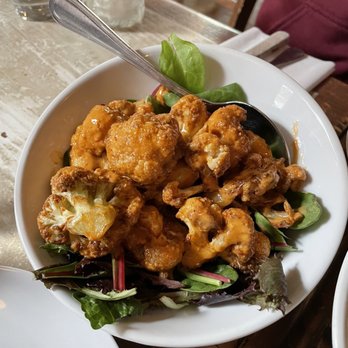 Bacari W 3rd - Noas Cauliflower - Breakfast & Brunch Near Me - Los Angeles, California