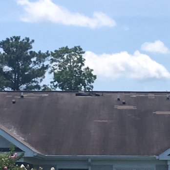 Hideaway at Greenbrier - Roof shingles falling off - Apartments Near Me - Chesapeake, Virginia