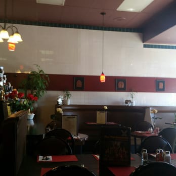 Thai Thai Restaurant - Clean and friendly atmosphere. - Thai Near Me - Fallbrook, California
