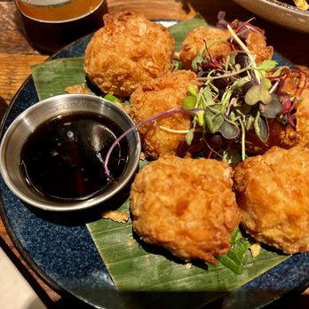 Lemongrass Brooklyn - Fried Shrimp Dumplings - Thai Near Me - Brooklyn, New York Lemongrass Brooklyn - Fried Shrimp Dumplings - Thai Near Me - Brooklyn, New York