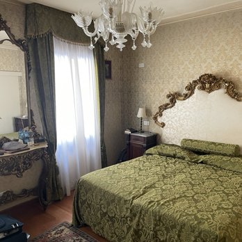 Hotel Bel Sito - Our room - Hotels Near Me - Venezia, VE Hotel Bel Sito - Our room - Hotels Near Me - Venezia, VE