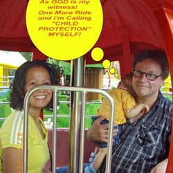 Centre Médical des Bouts de Choux - Tiny Tots - Mommy, Daddy and "1 Tired Little Guy" @ 6 Flags - Laronde Montreal