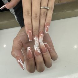 Vida's Nails & Spa - My first 3-D set