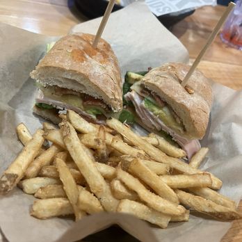 Rock & Brews- St Louis - Key Club Turkey BLTA Sandwich - American Near Me - Chesterfield, Missouri Rock & Brews- St Louis - Key Club Turkey BLTA Sandwich - American Near Me - Chesterfield, Missouri