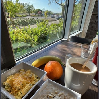 Hyatt Place - Breakfast - Hotels Near Me - Fresno, California