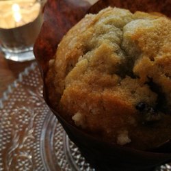 Abraham Kaffebar - Tender blueberry muffin