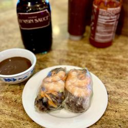 Tan Dinh - Pork and shrimp spring rolls