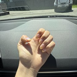 Cute Nail Salon - French tip but gold