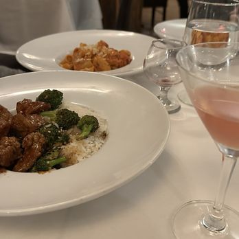 Mendon 64 - Sriracha honey chicken - New American Near Me - Mendon, New York