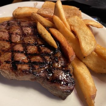 Texas Roadhouse - Sirloin Steak - Steakhouses Near Me - Hesperia, California