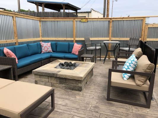 Twisted Vine by null