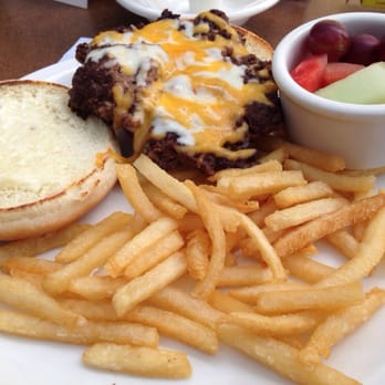 Breakers Breakfast, Brunch & Lunch - Kid's burger comes with drink for under $6 - Breakfast & Brunch Near Me - Pacifica, California Breakers Breakfast, Brunch & Lunch - Kid's burger comes with drink for under $6 - Breakfast & Brunch Near Me - Pacifica, California