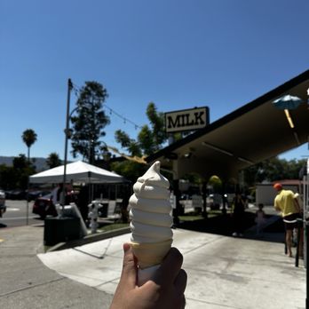 Meadowlark Dairy - Vanilla ice cream - Ice Cream & Frozen Yogurt Near Me - Pleasanton, California