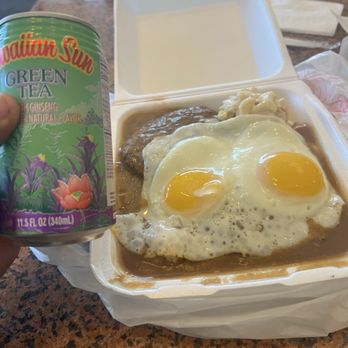 L&L Hawaiian Barbecue - Loco moco with Hawaiian Sun canned drink - Barbeque Near Me - Phoenix, Arizona L&L Hawaiian Barbecue - Loco moco with Hawaiian Sun canned drink - Barbeque Near Me - Phoenix, Arizona