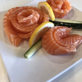 Oishii Sushi - Small plate salmon sashimi - Japanese Near Me - Springfield, Oregon Oishii Sushi - Small plate salmon sashimi - Japanese Near Me - Springfield, Oregon
