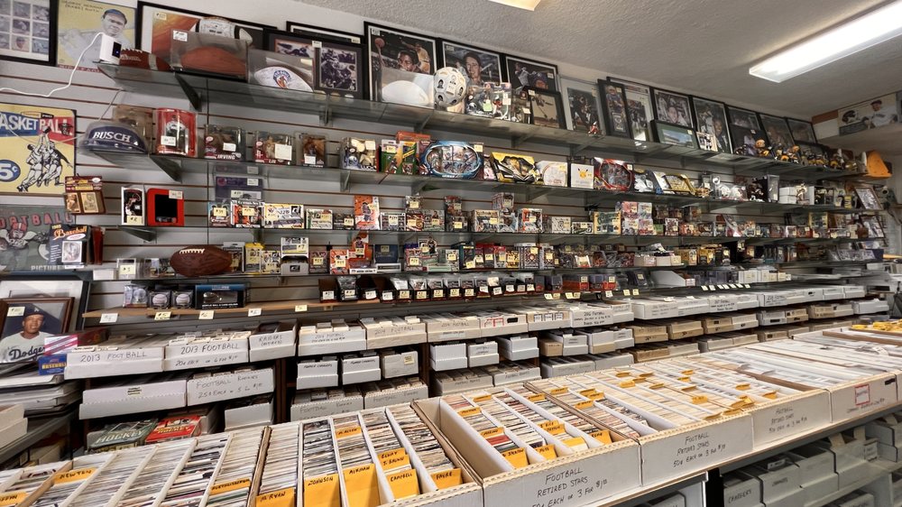 CLAIREMONT SPORTSCARDS 32 Photos & 21 Reviews 3949 Clairemont Dr