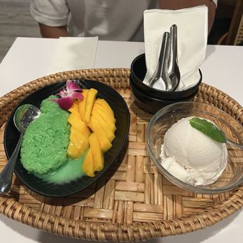 Nok’s Kitchen - Pandan Sticky Rice Mango and coconut ice cream - Laotian Near Me - Westminster, California Nok’s Kitchen - Pandan Sticky Rice Mango and coconut ice cream - Laotian Near Me - Westminster, California