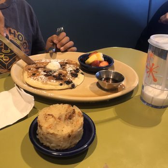 Snooze, an A.M. Eatery - Kids pancake plate - Breakfast & Brunch Near Me - Phoenix, Arizona