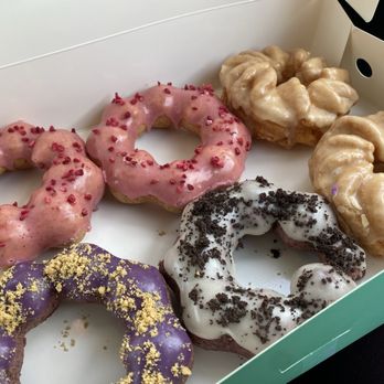 Sweet Rice - Ube cheesecake/ Oreo, cruellers, choco raspberry - Desserts Near Me - Calgary, Alberta Sweet Rice - Ube cheesecake/ Oreo, cruellers, choco raspberry - Desserts Near Me - Calgary, Alberta