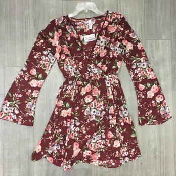 Plato's Closet - Favorite - Accessories Near Me - Exton, Pennsylvania