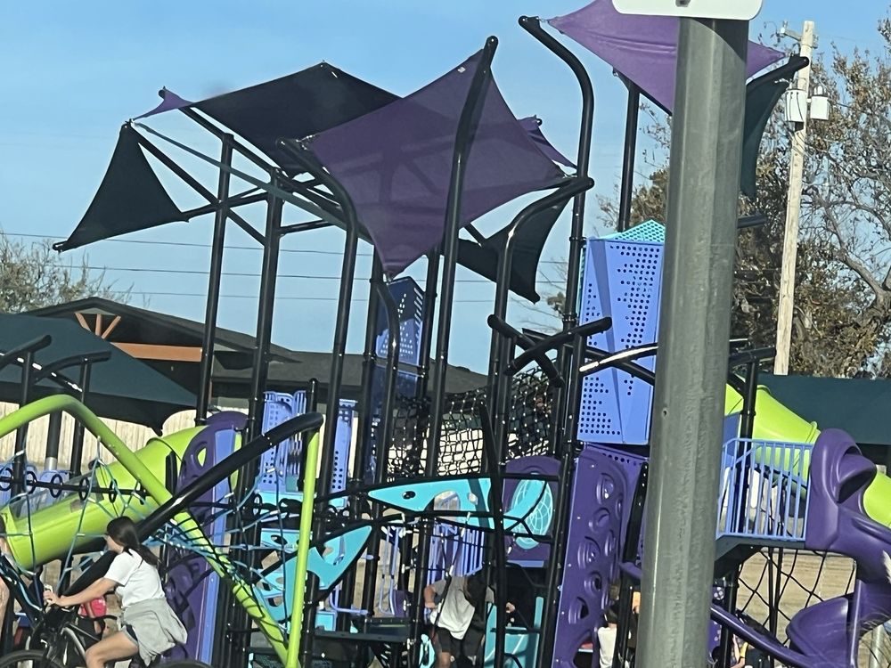 Social spots from Greer Park