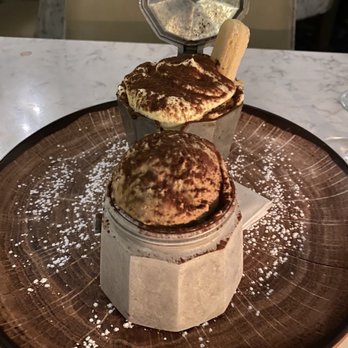 Il Venetian - Classic Tiramisu - Italian Near Me - Cleveland, Ohio Il Venetian - Classic Tiramisu - Italian Near Me - Cleveland, Ohio