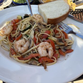 Louie's Grill - Shrimp & Pasta - Cuban Near Me - Hilliard, Ohio
