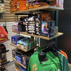 BoxLunch - Dragonball