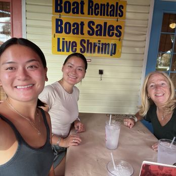 Pinchers - Seafood Near Me - Bonita Springs, Florida Pinchers - Seafood Near Me - Bonita Springs, Florida