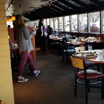 Sizzler - Lots of dirty tables. No clean tables around. - Steakhouses Near Me - Layton, Utah