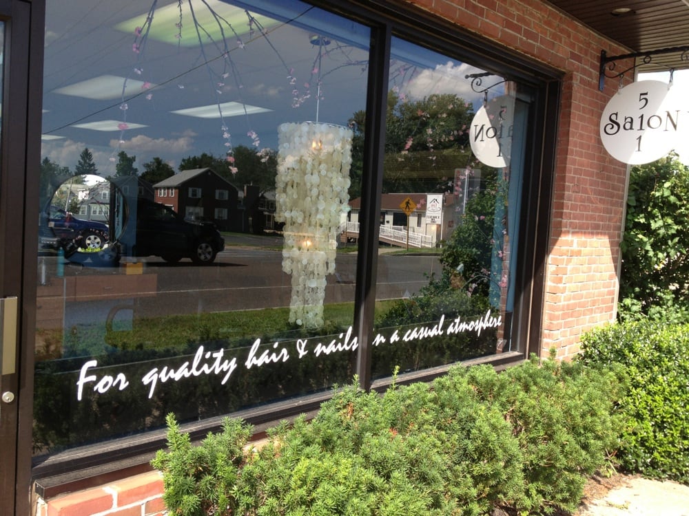 SALON 511 Updated September 2024 511 N Main St, East Longmeadow