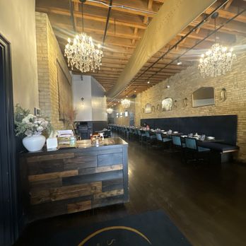 Saffron Modern Indian Dining - Dining room - Indian Near Me - Milwaukee, Wisconsin Saffron Modern Indian Dining - Dining room - Indian Near Me - Milwaukee, Wisconsin
