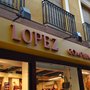 Photo of López