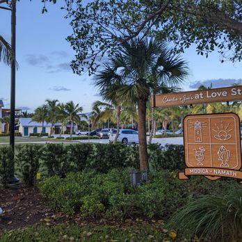 Lucky Shuck - Seafood Near Me - Jupiter, Florida Lucky Shuck - Seafood Near Me - Jupiter, Florida