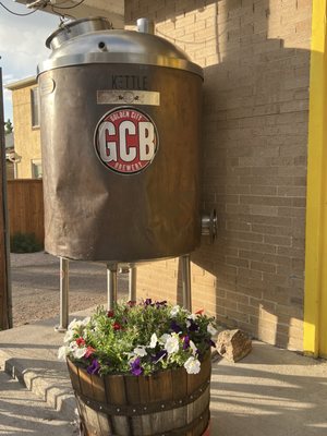 Golden City Brewery by null